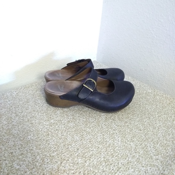 dansko martina black